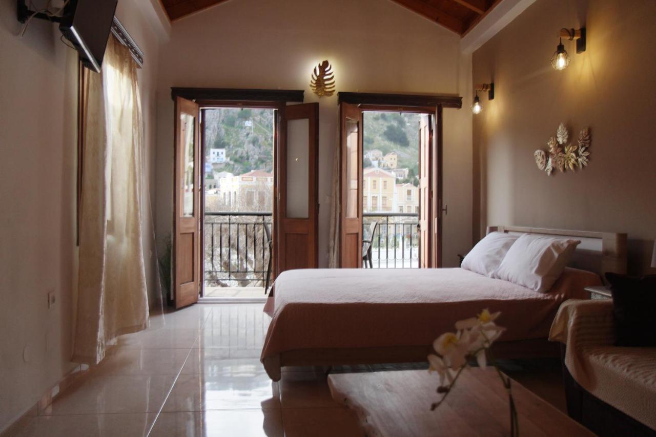 Main square apartment Symi Extérieur photo