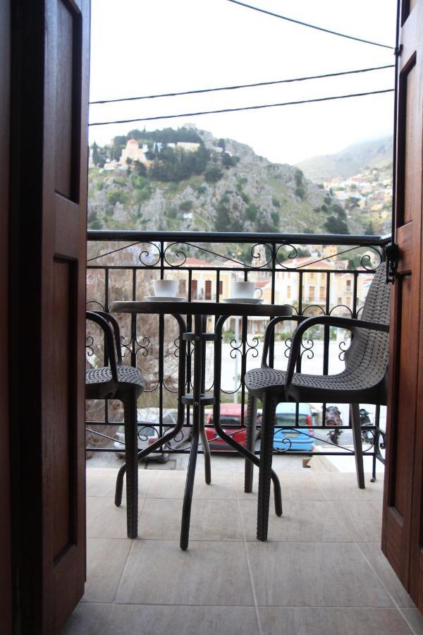 Main square apartment Symi Extérieur photo