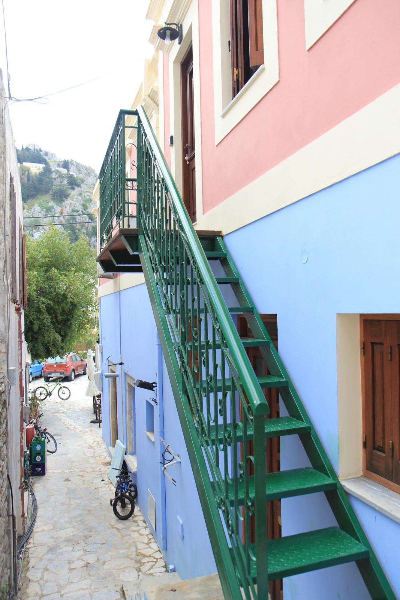 Main square apartment Symi Extérieur photo